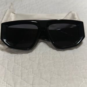 Dezi Blacktrack Black Sunglasses